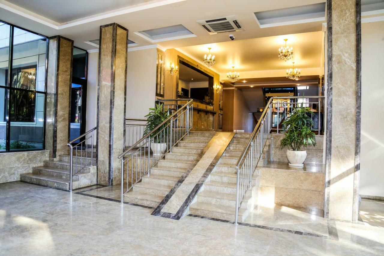 Grand Hotel Гагра Екстер'єр фото